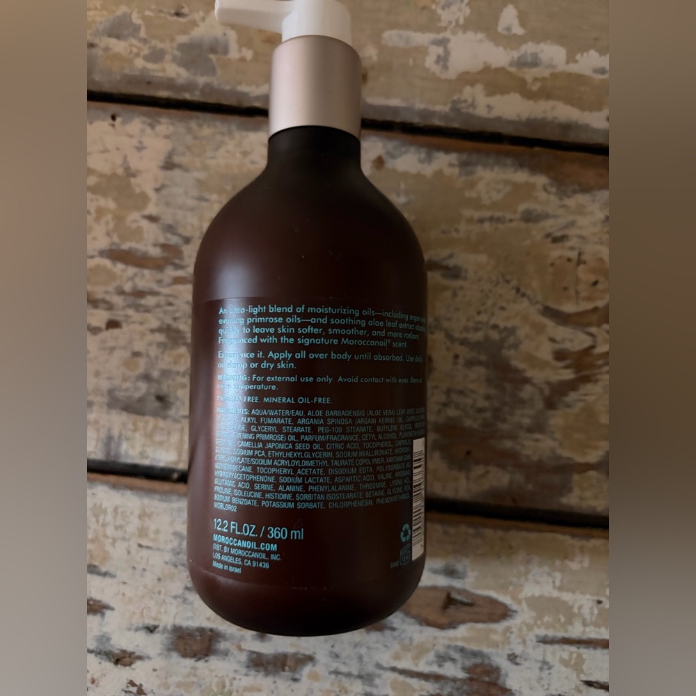 Moroccanoil Body Lotion 12.2 oz - Picture 2 of 2